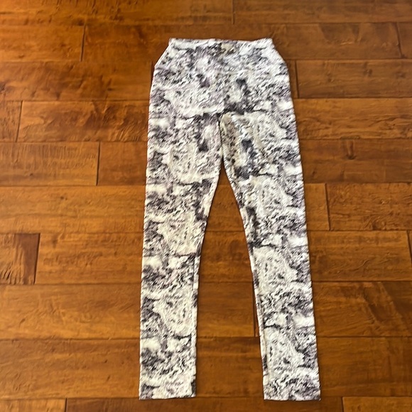 Nova Sport Los Angles Stone Active Leggings Size M - Picture 3 of 11